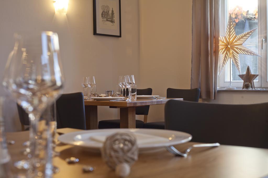 Gasthaus Zum Halbmond Hotel Speyer Buitenkant foto