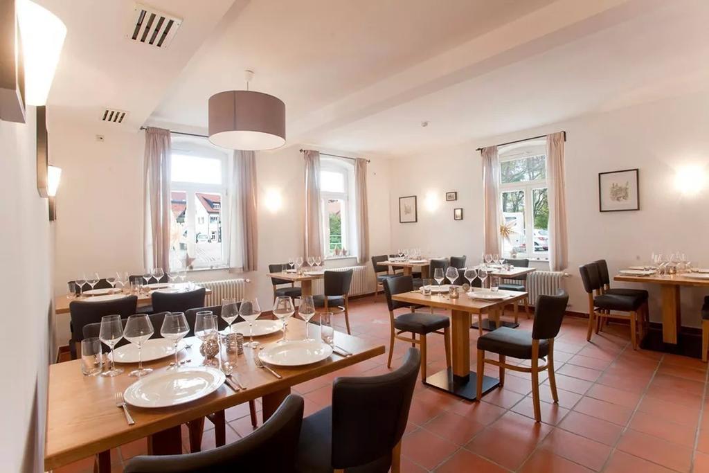 Gasthaus Zum Halbmond Hotel Speyer Buitenkant foto